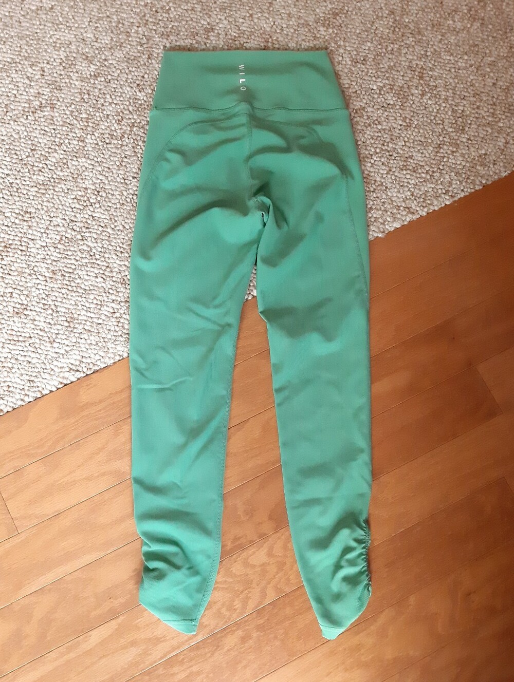 Wilo The Label Ruched Ankle Base Leggings size XS